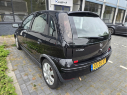 
										Opel Corsa 1.2-16V Silverline (2006) | Airco | Nieuwe Ketting | VBM Trading vol									