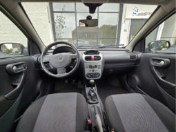 
										Opel Corsa 1.2-16V Silverline (2006) | Airco | Nieuwe Ketting | VBM Trading vol									