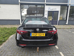 
										Alfa Romeo Giulia 2.0T Super (2017) Automaat | VBM Trading vol									